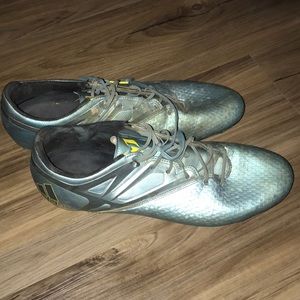 Adidas Messi 15.2 used soccer cleats